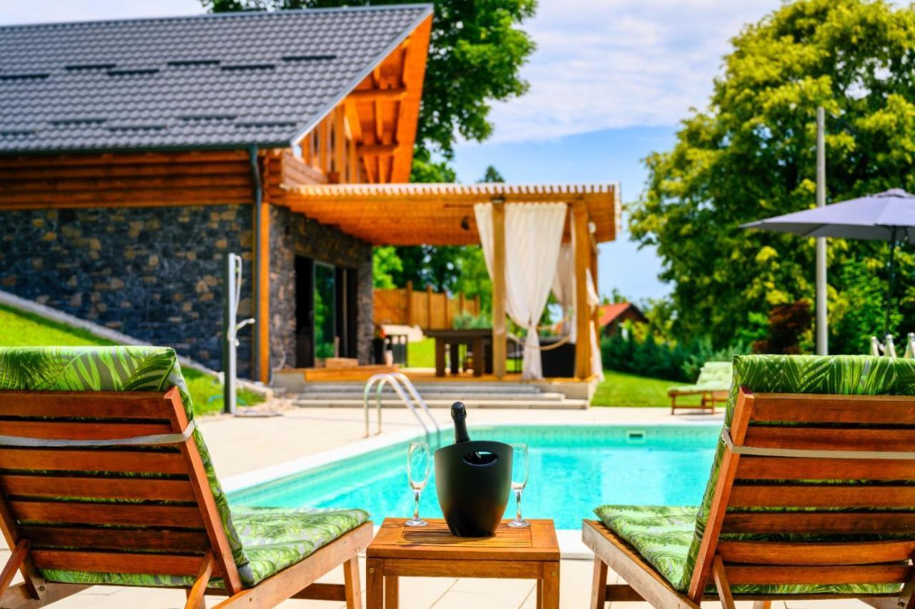Holiday Home Wellspring Jastrebarsko Esterno foto